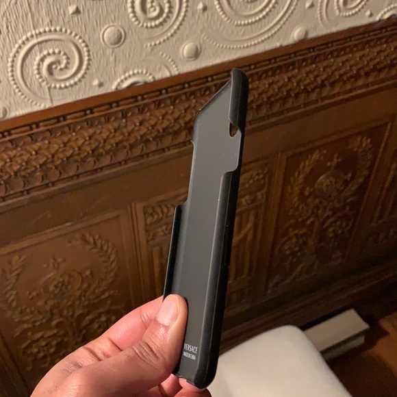 Versace CD iPhone cover - Picture 4 of 4